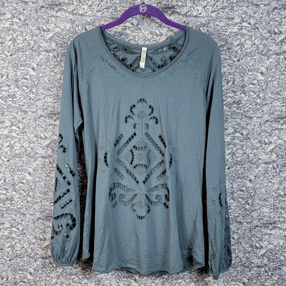 Long Sleeve Cutout Monoreno Blouse - Picture 1 of 5